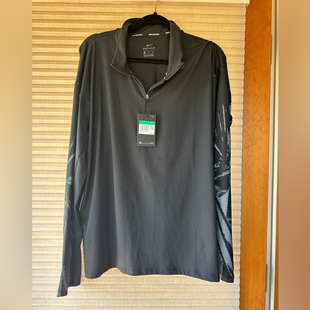 NWT Nike Running Black Dri-FIT Running Pullover XL